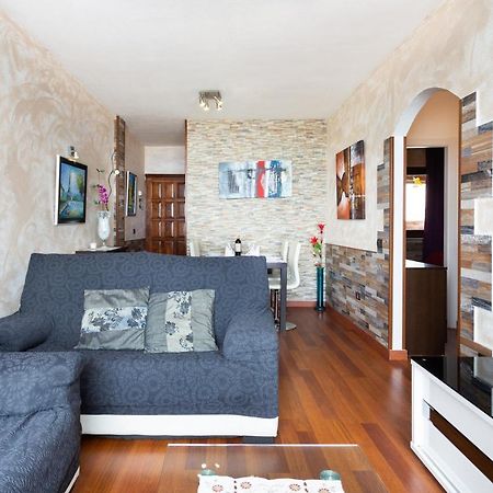 Apartamento En Primera Linea De Playa Con Aire Acondicionado Арона Экстерьер фото