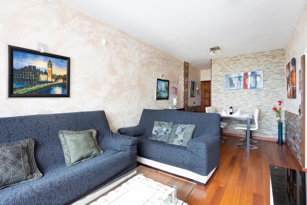 Apartamento En Primera Linea De Playa Con Aire Acondicionado Арона Экстерьер фото
